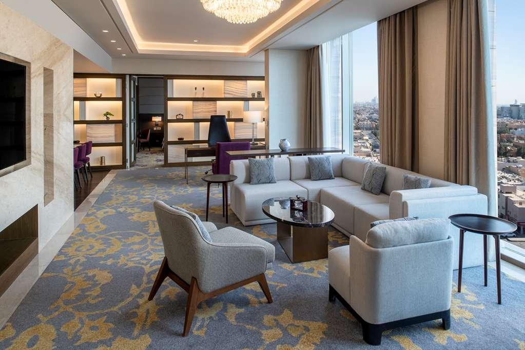 Hotel Doubletree By Hilton - Financial District Riyad